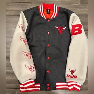 Chicago Bulls heavy weight varsity bomber jacket.